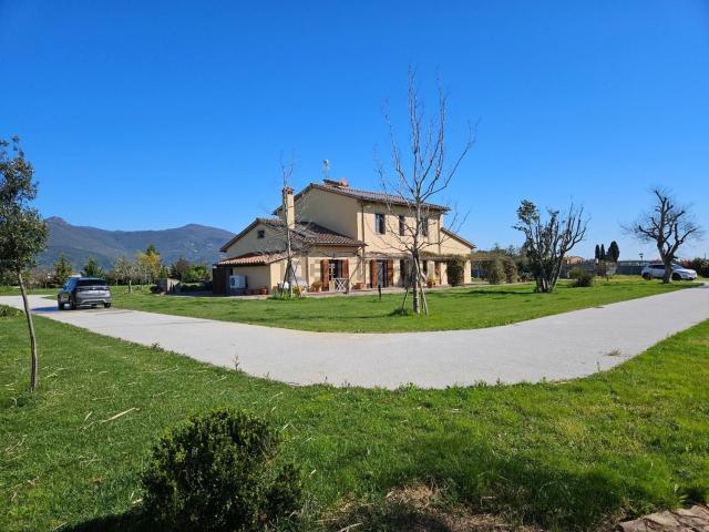 Rustico in vendita a Cascina, Toscana