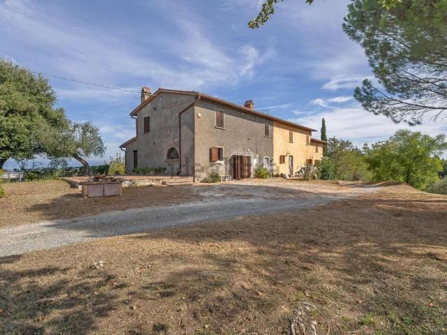 Rustico in vendita a Legoli, Toscana