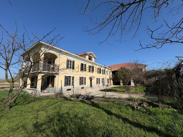 Rustico in vendita a Piemonte, Asti
