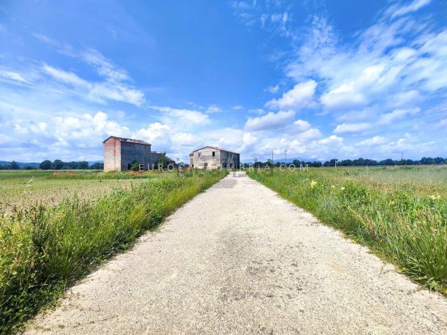 Rustico in vendita a San Giustino, Umbria