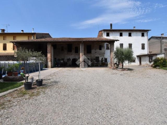 Rustico in vendita a San Vigilio, Castiglione Delle Stiviere