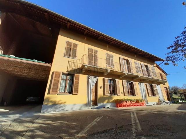 Rustico in vendita a Piemonte, Asti