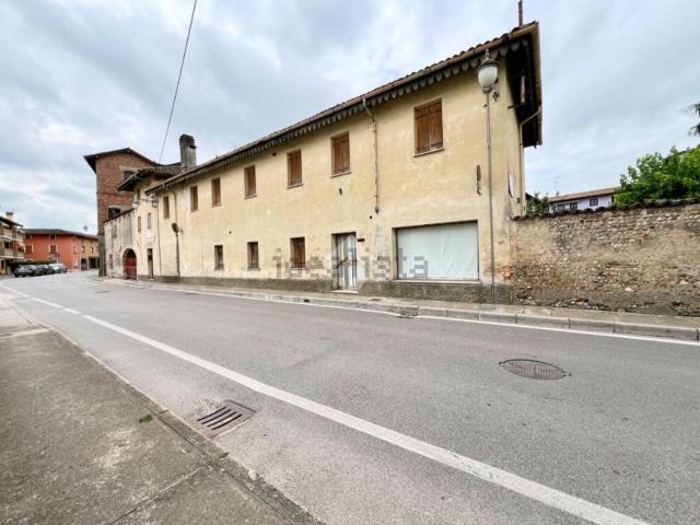 Rustico in vendita a Rivignano Teor / Rivignan Teôr, Rivignano