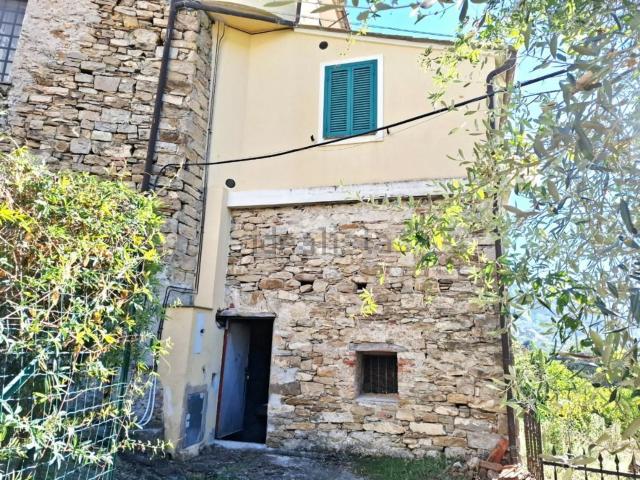 Rustico in vendita a Diano San Pietro, Liguria