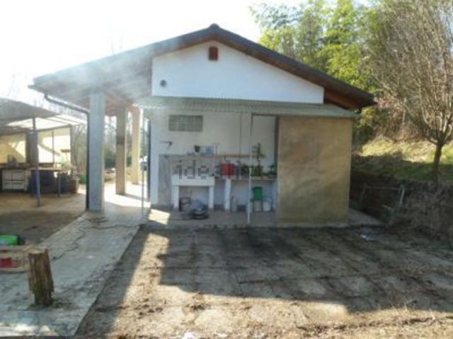Rustico in vendita a Piemonte, Asti