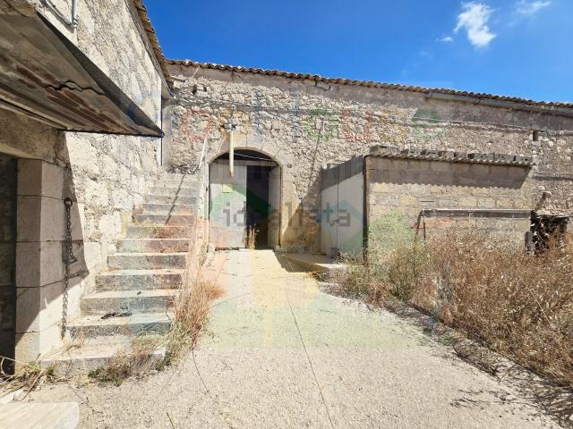 Rustico in vendita a Ragusa, Sicilia