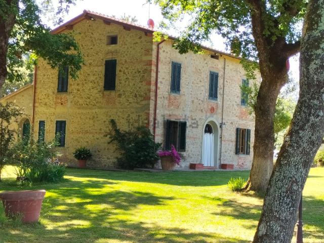 Rustico in vendita a Bucine, Toscana