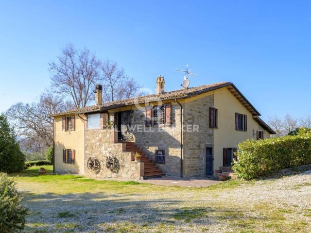 Rustico in vendita a Gubbio, Umbria