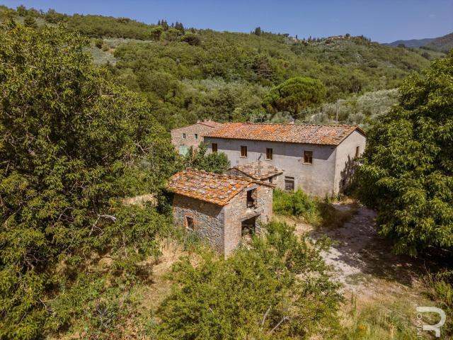 Rustico in vendita a Loro Ciuffenna, Toscana