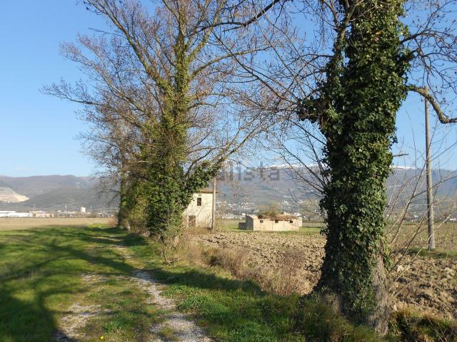 Rustico in vendita a Trevi, Umbria