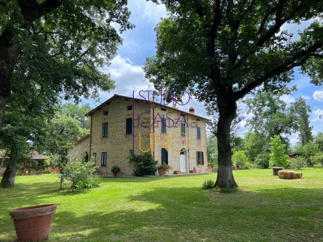 Rustico in vendita a Bucine, Toscana