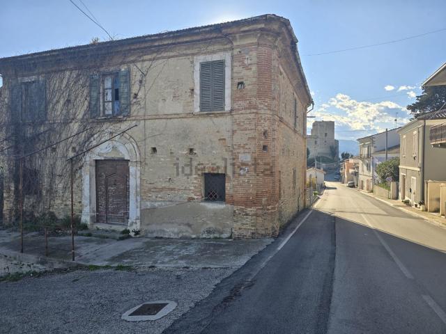 Rustico in vendita a Rosciano, Abruzzo
