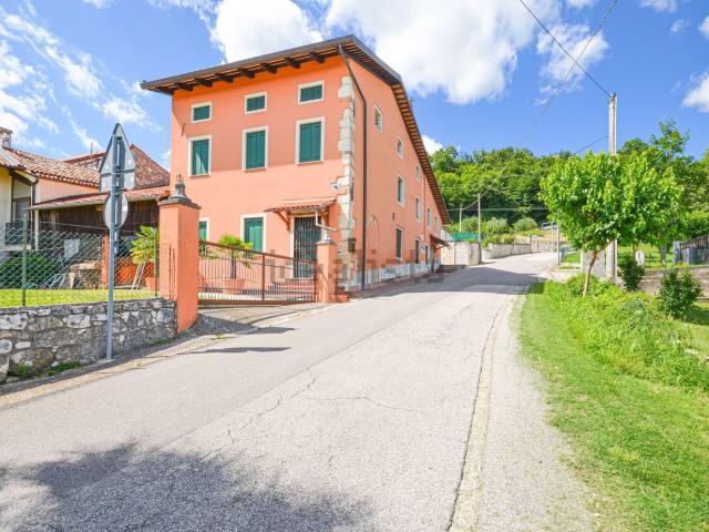 Rustico in vendita a Sovizzo, Veneto