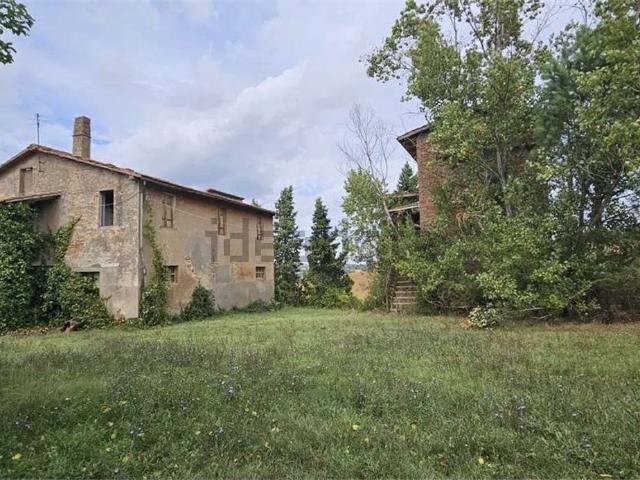 Rustico in vendita a Izzalini, Umbria