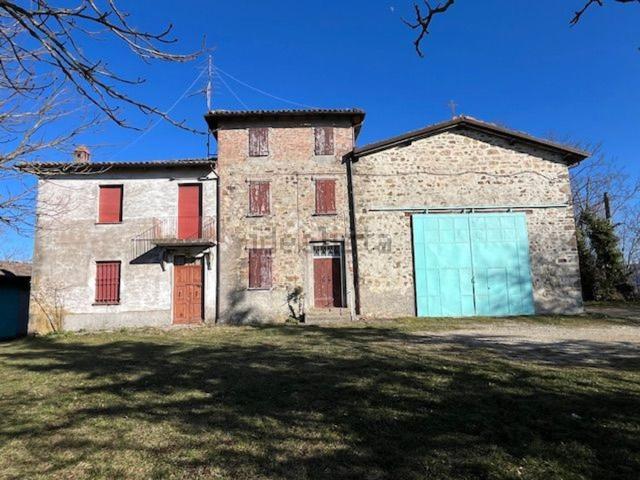 Rustico in vendita a Unione dell'Appennino Bolognese, Vergato