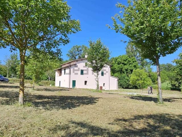 Rustico in vendita a Marche, Macerata