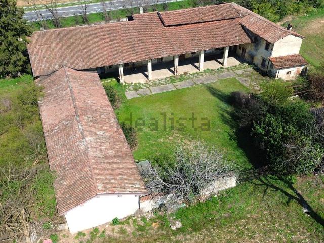 Rustico in vendita a Chiari, Lombardia