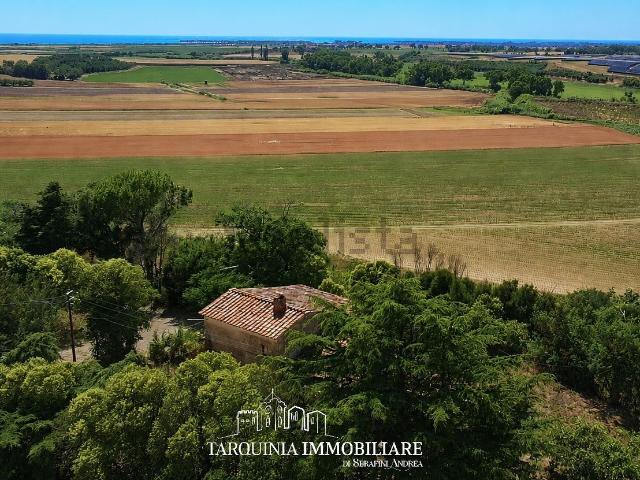 Rustico in vendita a Riva dei Tarquini, Tarquinia