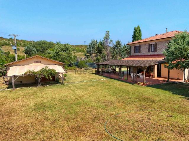 Rustico in vendita a Monteverdi Marittimo, Toscana