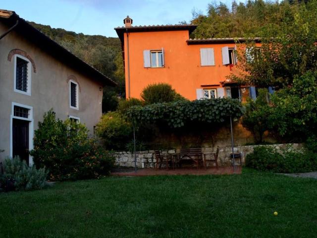 Rustico in vendita a San Giuliano Terme, Toscana
