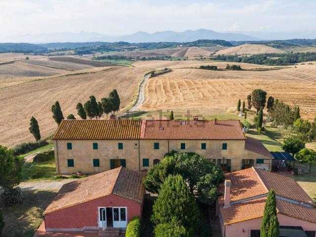 Rustico in vendita a Santa Luce, Toscana