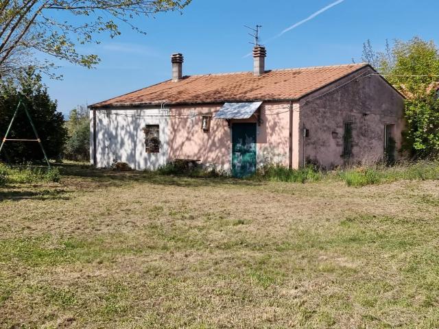 Rustico in vendita a Ortona, Abruzzo