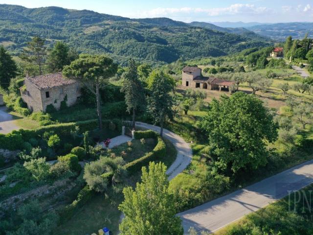 Rustico in vendita a Umbertide, Umbria