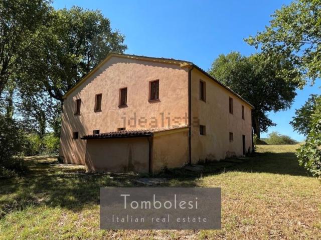 Rustico in vendita a Quartiere Mercatale, Marche
