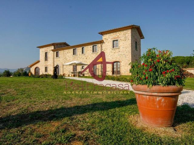 Rustico in vendita a Montevettolini, Toscana