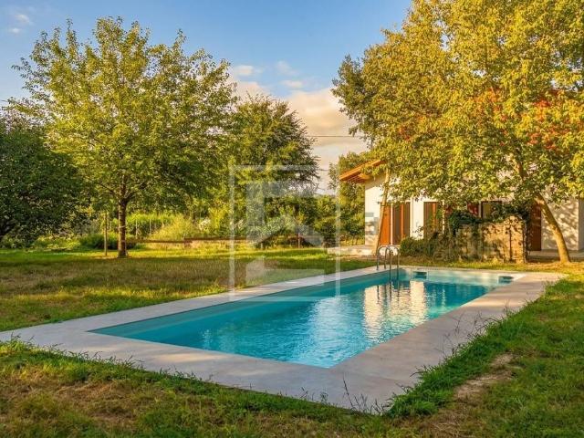 Rustico in vendita a Monzambano, Lombardia