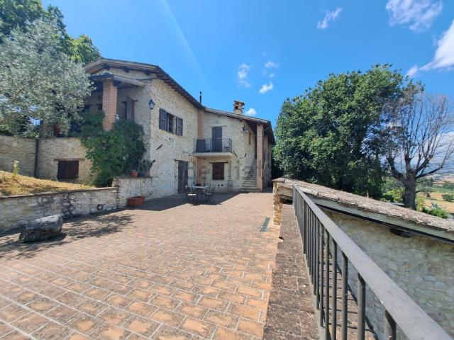Rustico in vendita a Spoleto, Perugia