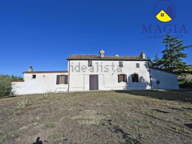 Rustico in vendita a Sant'Egidio alla Vibrata, Teramo