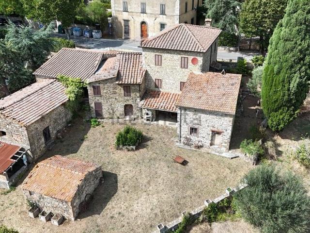 Rustico in vendita a Castellina In Chianti, Toscana