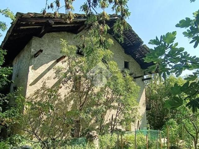 Rustico in vendita a Fenis, Aosta