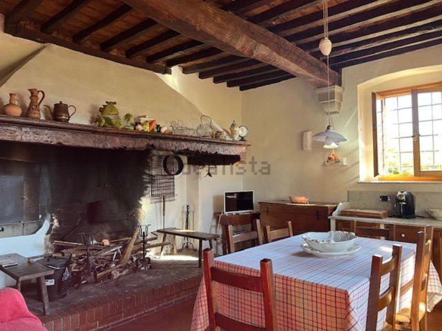 Rustico in vendita a La Ginestra, Vicchio