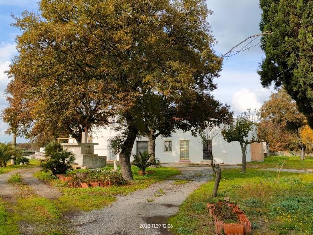 Rustico in vendita a Puglia, Taranto