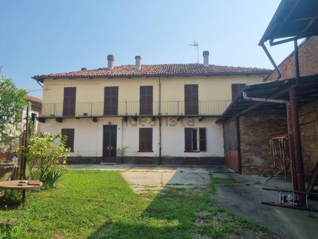 Rustico in vendita a Piemonte, Asti
