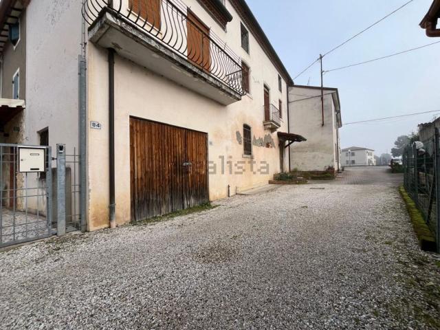 Rustico in vendita a Castegnero, Veneto