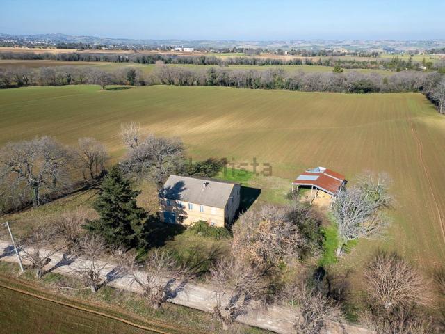 Rustico in vendita a Contrada Schito, Marche