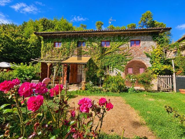 Rustico in vendita a Monsagrati, Pescaglia