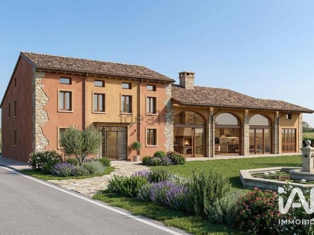 Rustico in vendita a Castel Goffredo, Lombardia