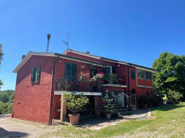 Rustico in vendita a Selvarella, Soriano nel Cimino