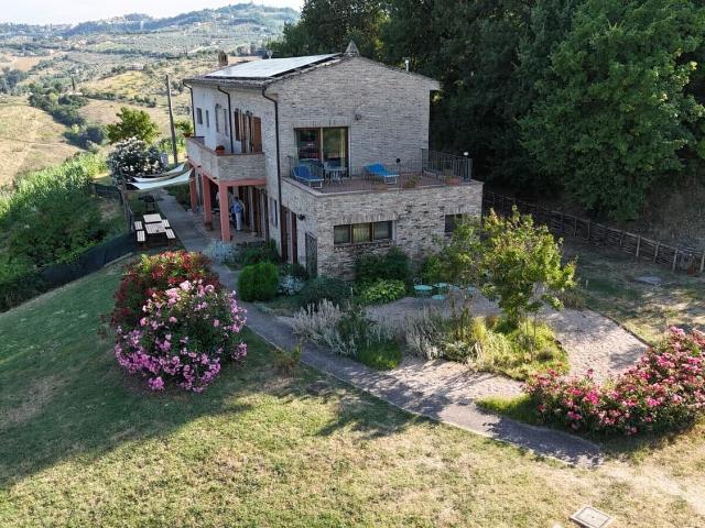 Rustico in vendita a Penne, Abruzzo