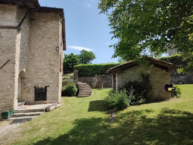 Rustico in vendita a Calestano, Reggio Emilia