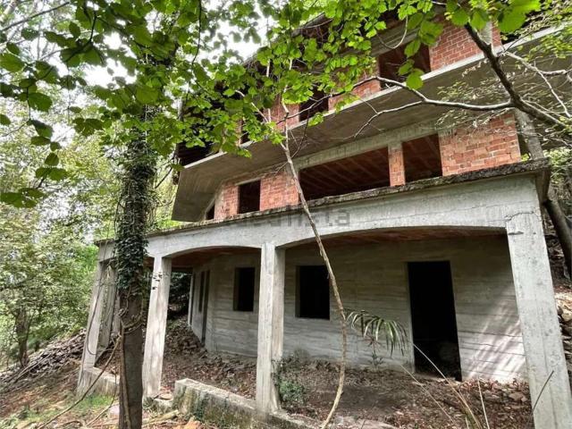 Rustico in vendita a Comunità Montana Valli del Verbano, Tronzano Lago Maggiore