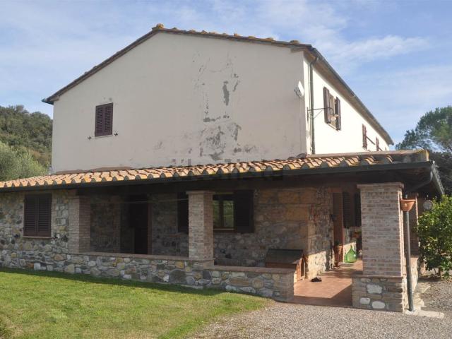 Rustico in vendita a Pomarance, Pisa