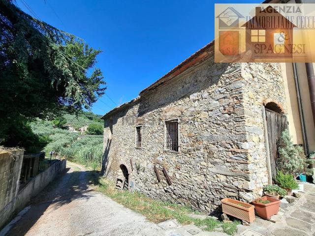 Rustico in vendita a Buriano, Quarrata