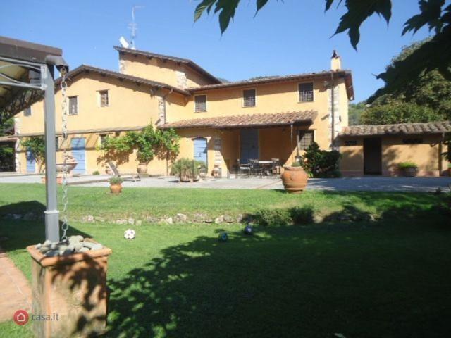 Rustico in vendita a Tonfano, Toscana