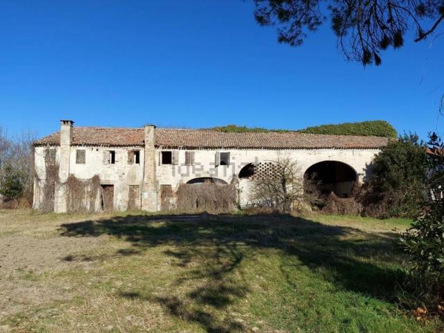 Rustico in vendita a Arzergrande, Veneto