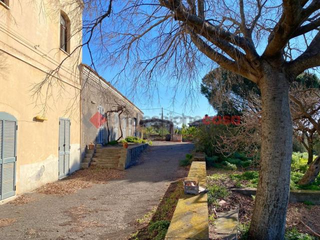 Rustico in vendita a Ragalna, Sicilia